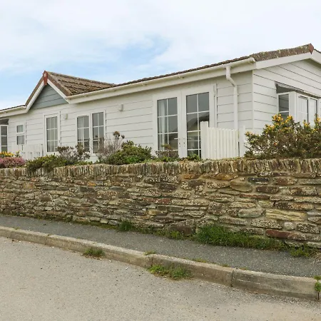 Holiday home 11 Pendarves